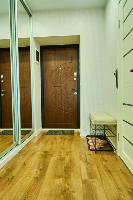 Подобово 1к,м Індустріальна, вул Миру, поруч Автостанція