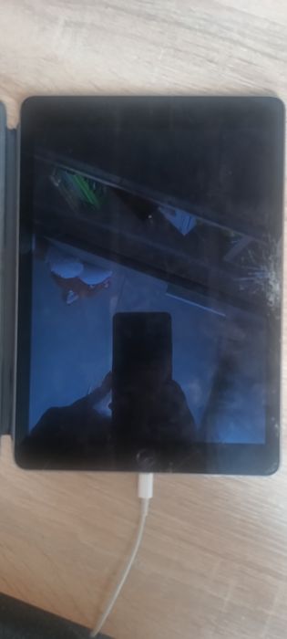 Продам Ipad air 2 64gb