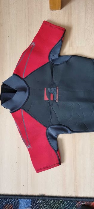 Pianka do windsurfingu plus buty