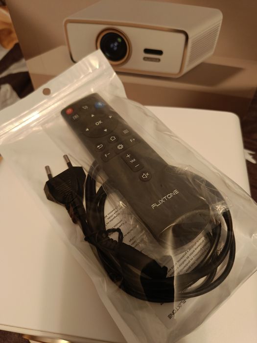 Проектор Flixtone E900 Mini