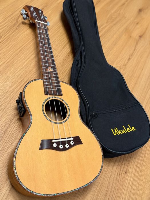 Ukulele koncertowe Mentreel UK-23-50 Elektroakustyczne + pokrowiec