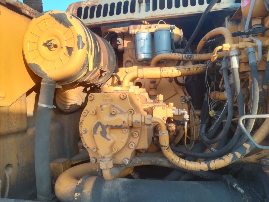 Liebherr 902 pompa główna