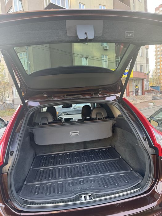 Продам Volvo XC60