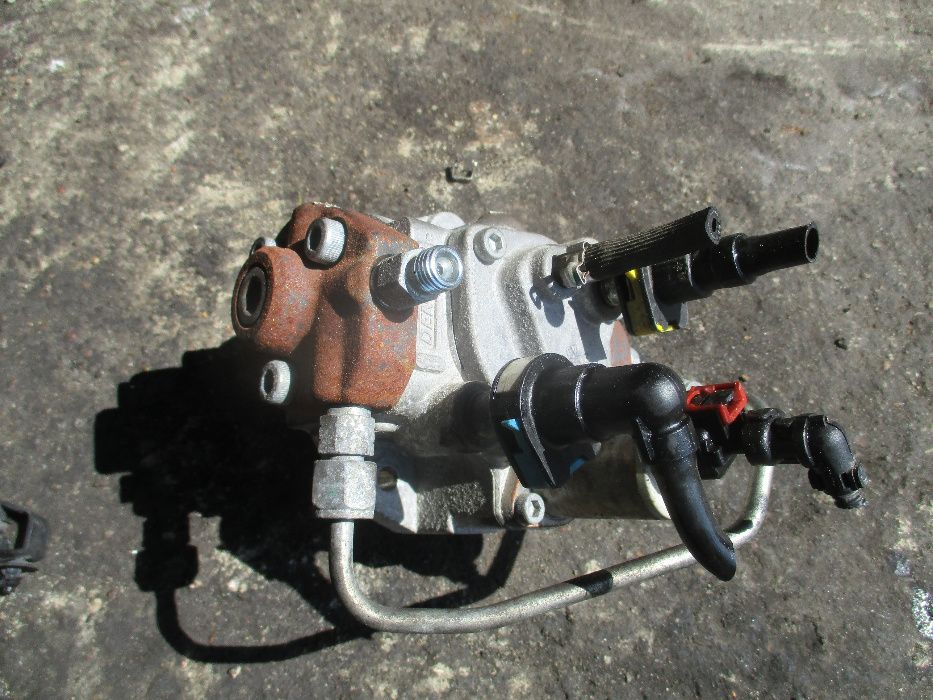 Opel Astra Zafira Mokka Insignia 1.6 CDTI pompa wtryskowa paliwa