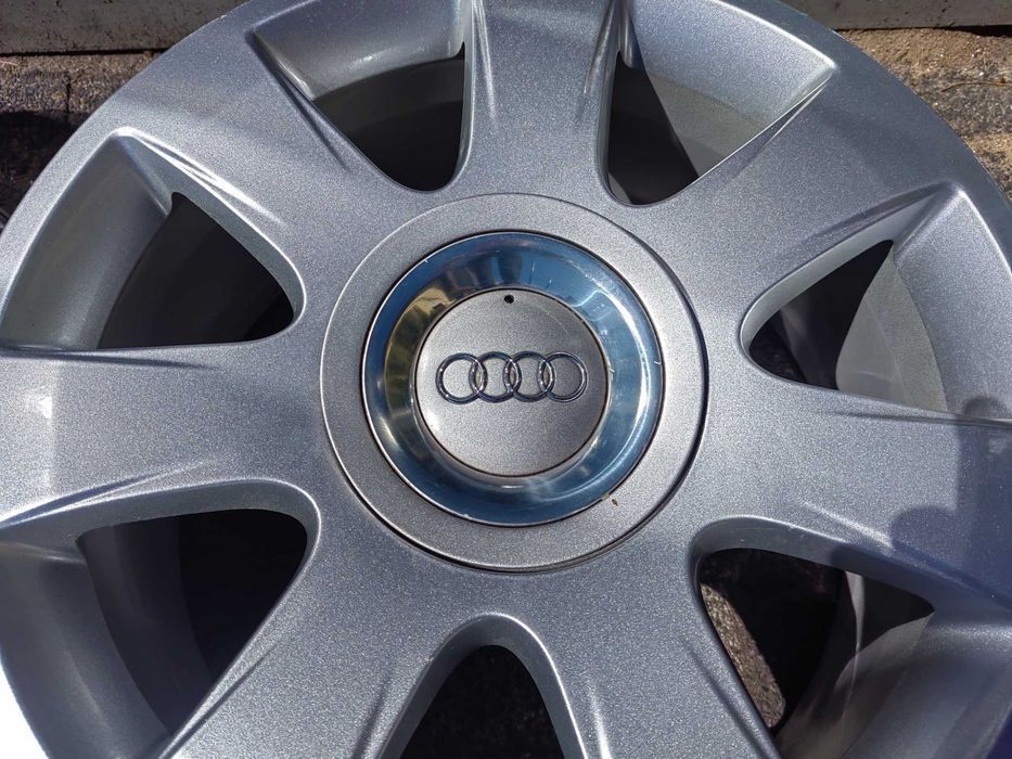 16" Audi A4 B5 B6 B7 8H0 Małysz Z kapslami S-Line VW Sharan Golf Gti Caddy Touran Skoda Octavia Superb Eos OEM ORYGINAŁ Audi NR76