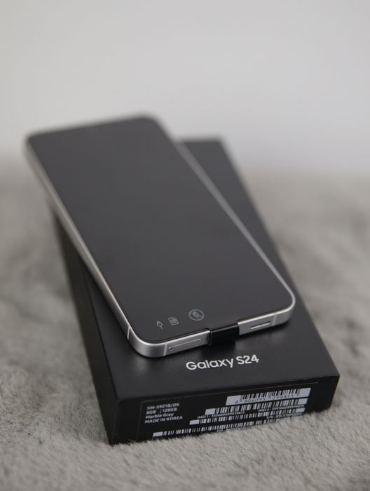 Samsung Galaxy S24 – Marble Gray, 8 GB RAM / 128 GB ROM, nowy
