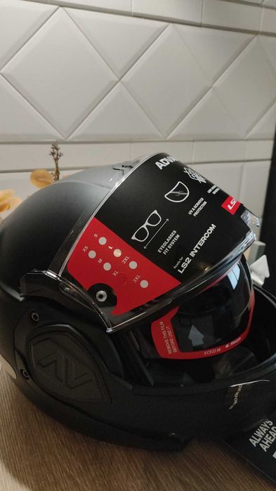 ORIGINAL--Nunca usado---capacete LS2 FF906 ,NOVO,tamanho XL