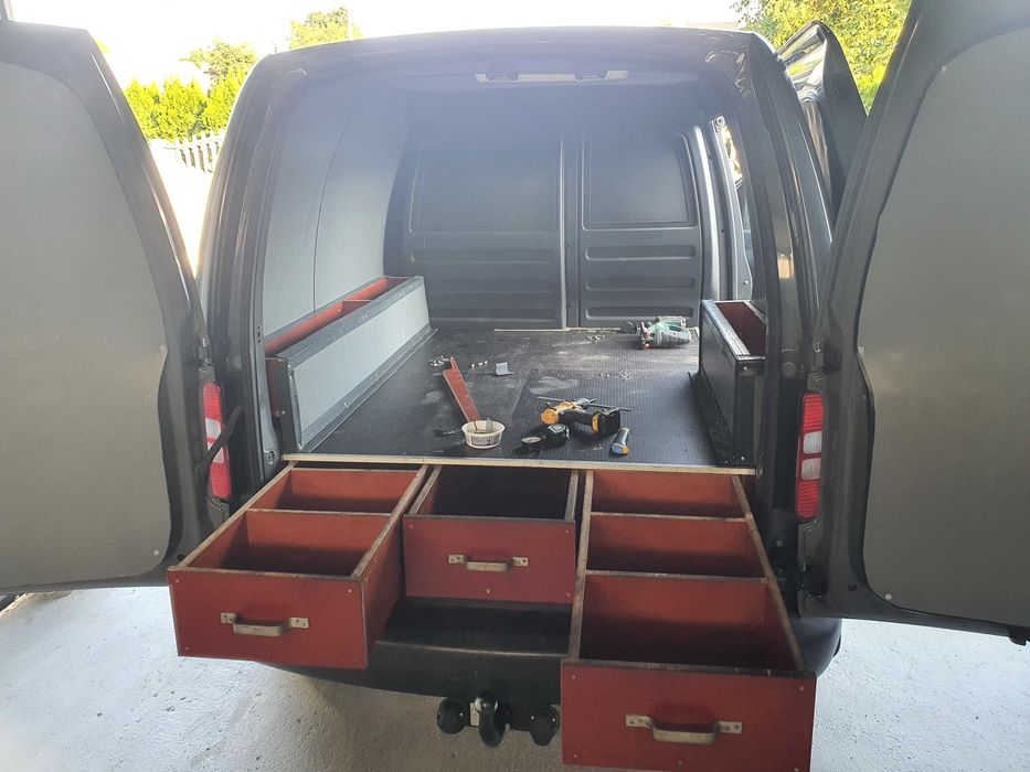 Zabudowa szuflady serwisowa vw caddy podwójna podłoga