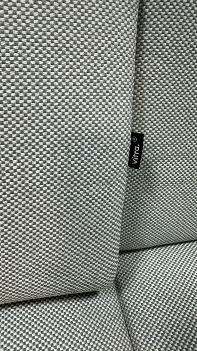 2 Sofás Vitra Alcove Highback - Design e Conforto Exclusivo