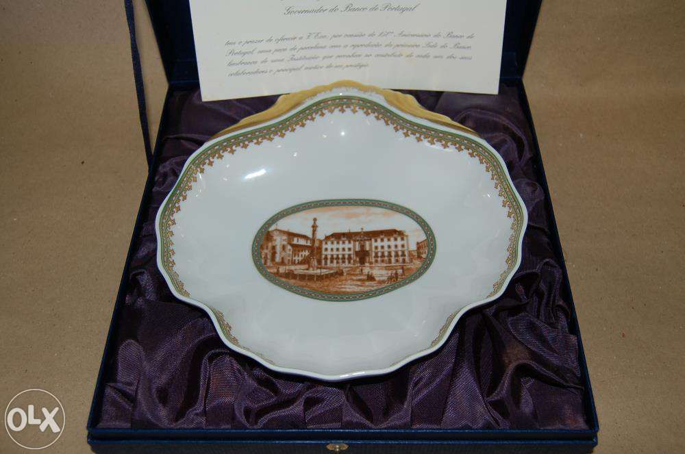 Taça Cerâmica comemorativa 150 anos Banco Portugal largo municipio