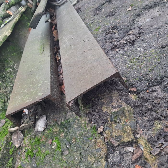 Швеллер 14 * 5 см  , длина 4.7 м и меньше