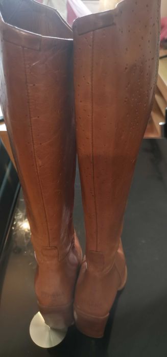 Botas e Sapatos em bom estado