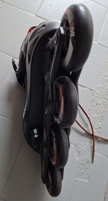 Patins em linha extensível