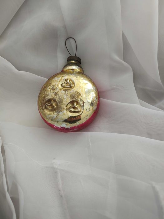 Ялинкові іграшки часів СРСР.