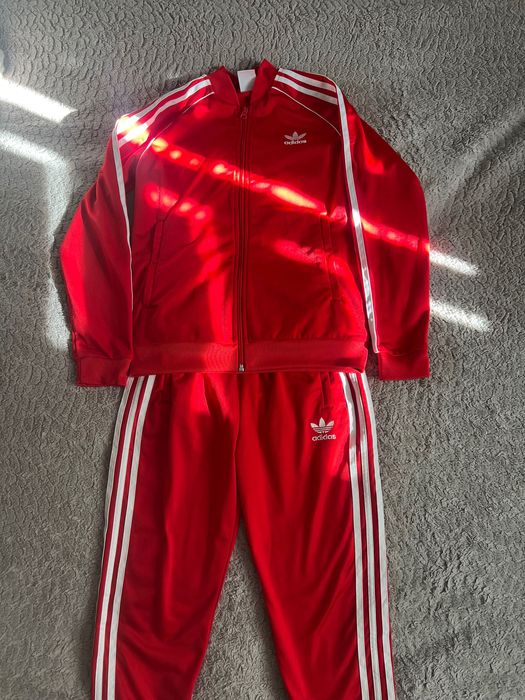 Продам спортивний костюм Adidas