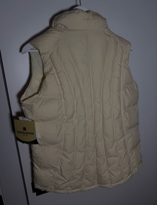 Пуховий жилет Woolrich