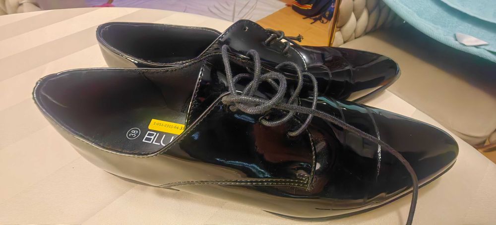 Sprzedam buty dziecięce