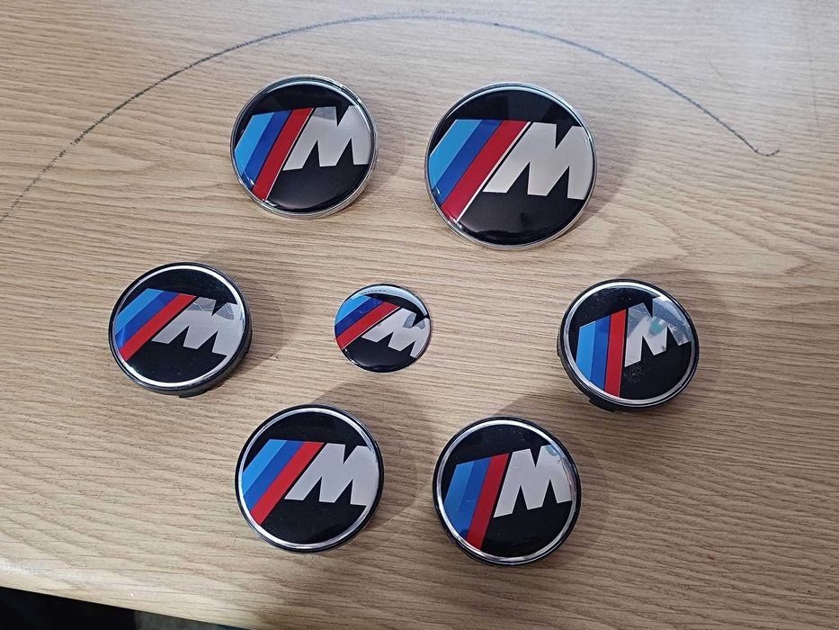 Símbolos Emblema BMW M | Mala | Capô | Centros jante | Volante | Chave