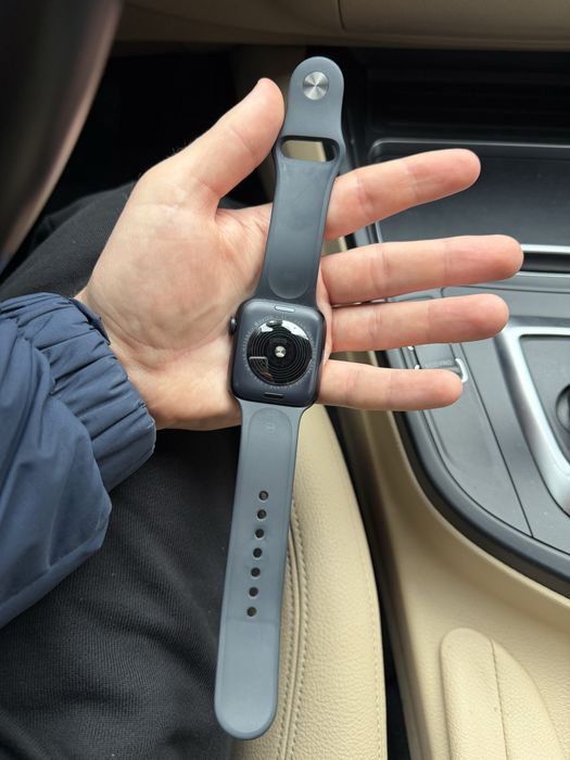 Apple Watch se2 44mm