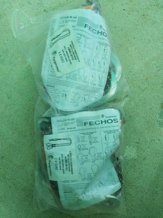 Fechos para andaimes