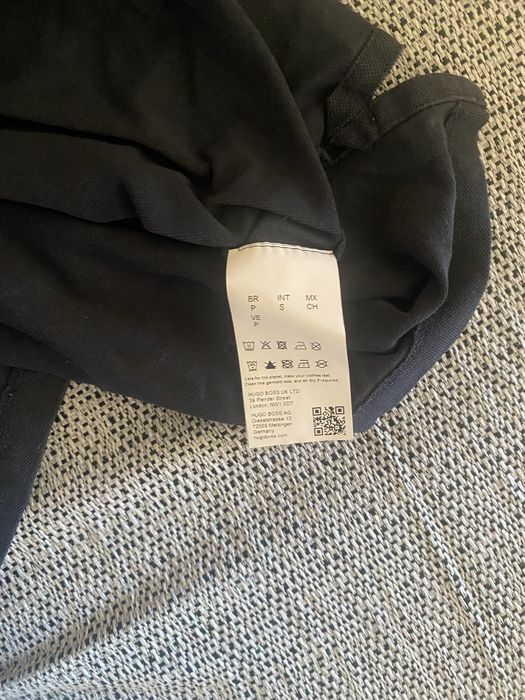 Поло Hugo Boss.