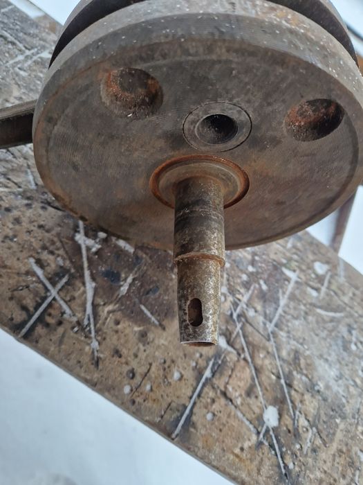 Колінвал Иж Планета