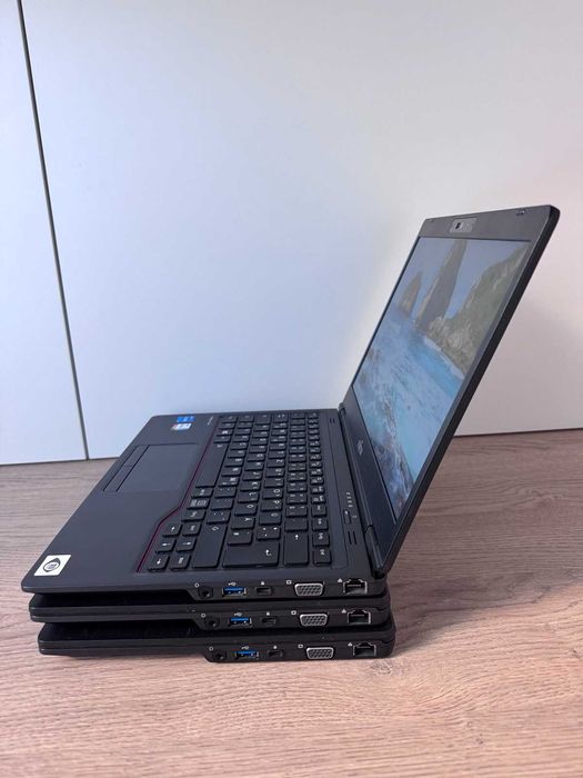 Fujitsu U7311 11Gen FHD IPS 4G модем, зарядка від Повер Банка є 100шт