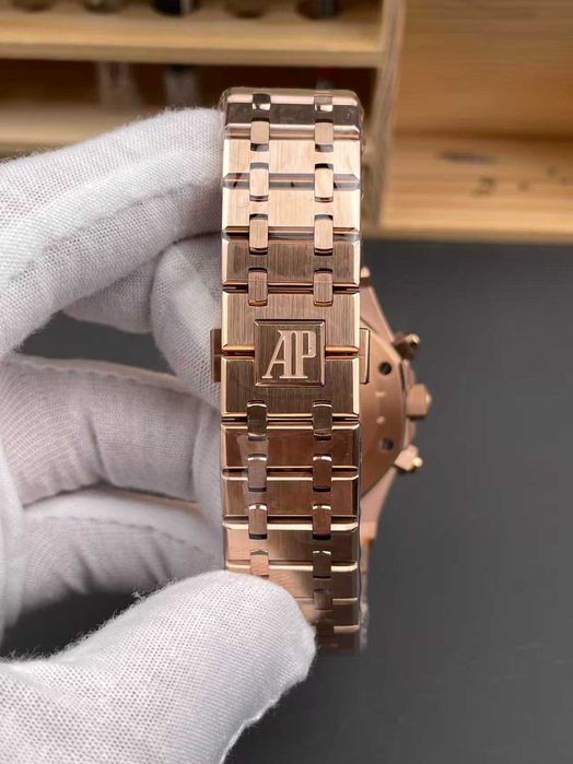 Nowy_Zegarek_Audemars Piguet_ /Mechanizm-złoto