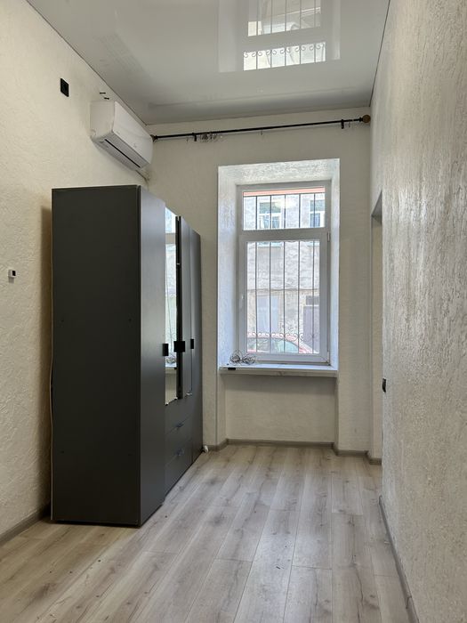 1-room apartment apartment by the address st. Kulikovo pole pl Oktyabrskoy revolyutsii pl (area 25200 m²) - Atlanta.ua - photo 3