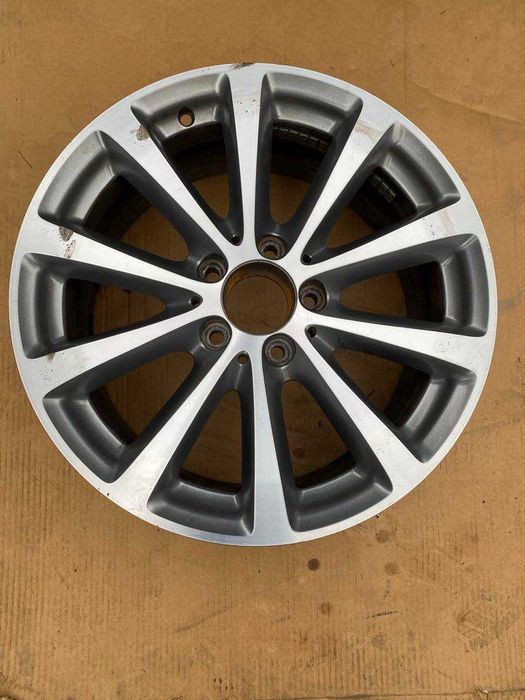 Mercedes E Klasa A213 Pojedyncza Felga 17