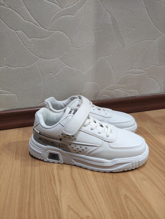 Кросівки, 21.5см, 35р