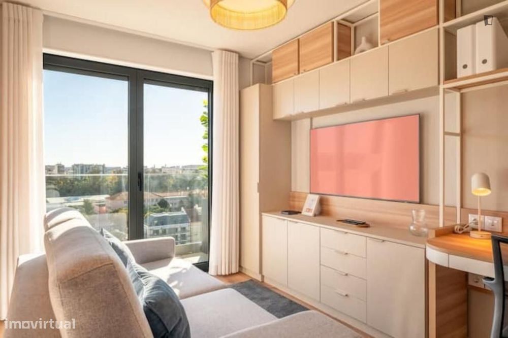 Apartamento com 1 quartos - localizado em Lumiar Lisbon