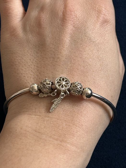 Piękna bransoletka posrebrzana