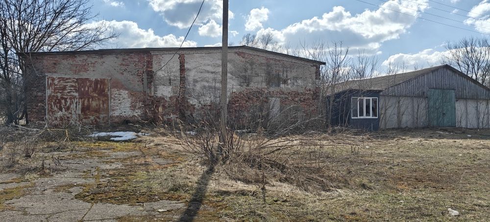 Продам окремі приміщення