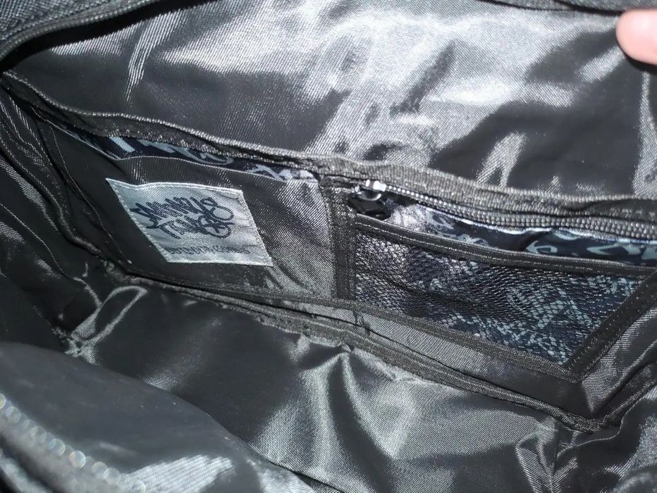 Bolsa  minus two