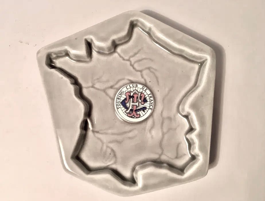CINZEIRO ANTIGO - Touring Club de France