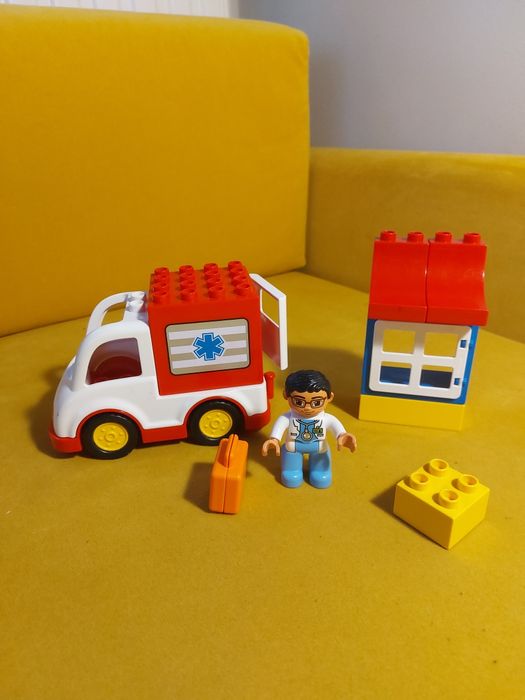 Lego Duplo 10527, karetka i lekarz
