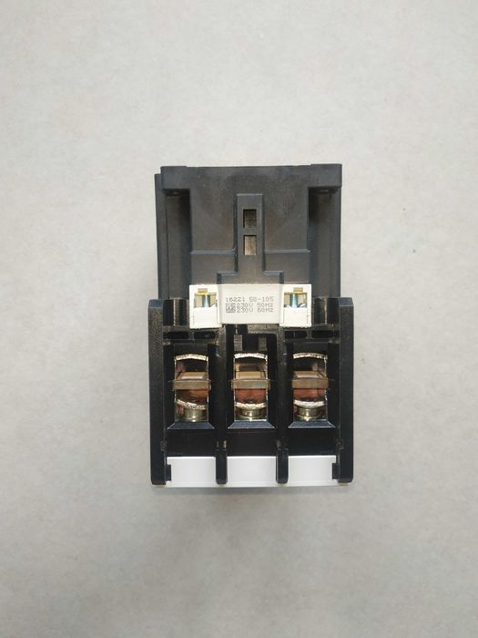 Контактор 95А, котушка 230В