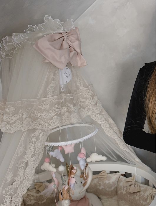 Дитячі бортики для ліжечка