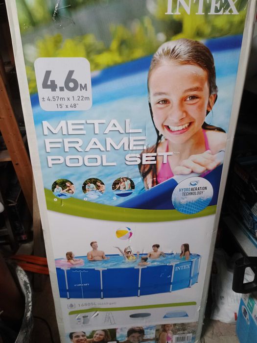 Basen INTEX 4.57x1.22 Metal Frame Pool Set