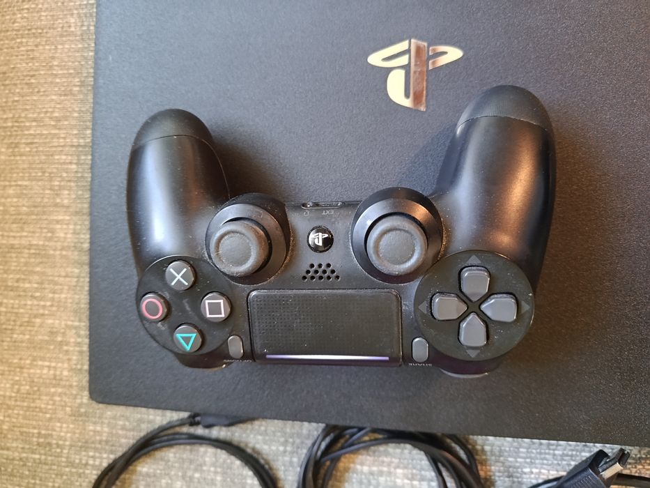 Konsola Sony PS4 PRO
