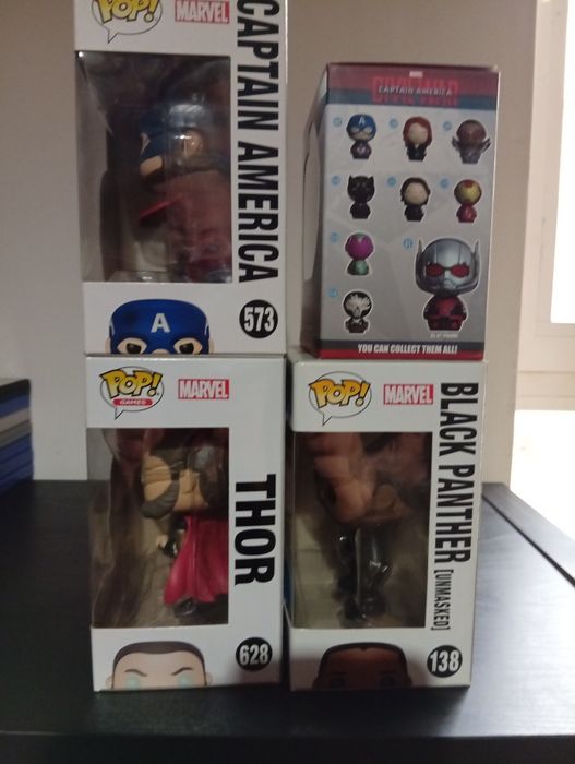 Conjunto de funko pop marvel
