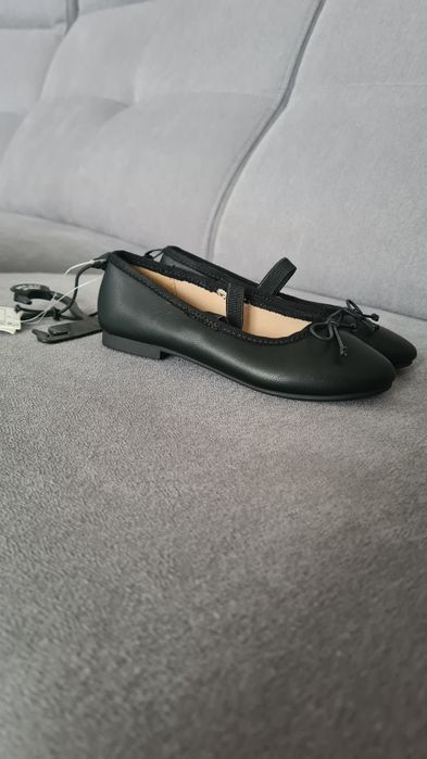 Buty, czarne balerinki rozmiar 25