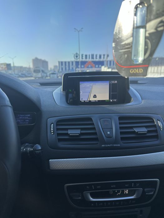 Продам Renault megane 2012, 1.5dci