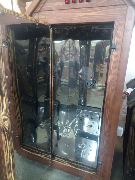 Коптильня холодного и горячего копчения на 40 кг загрузки