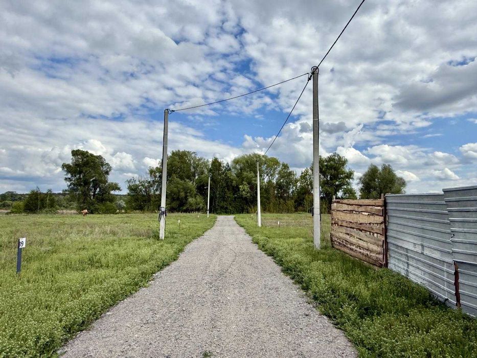 БЕЗ КОМІСІЇ, ділянка 10 соток, з електрикою