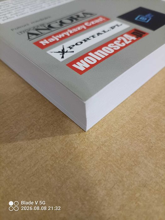 Uwikłany L. Szymowski Nieautoryzowana biografia Z. Ziobry z autografem