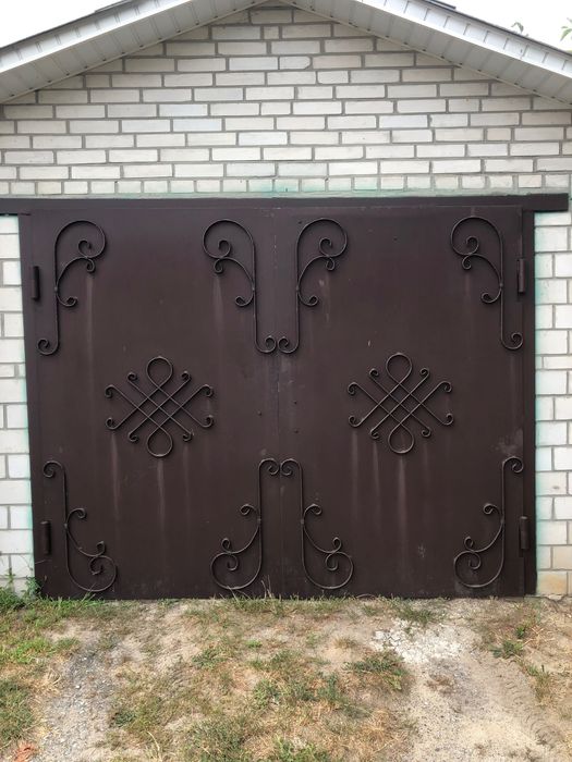 Гаражні ворота Секційні ворота Секционные ворота Автоматика для воріт