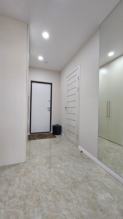 Без комісії! Оренда дизайнерської 2 к. квартири 80 м², ГЕНЕРАТОР, УКРИТТЯ!
