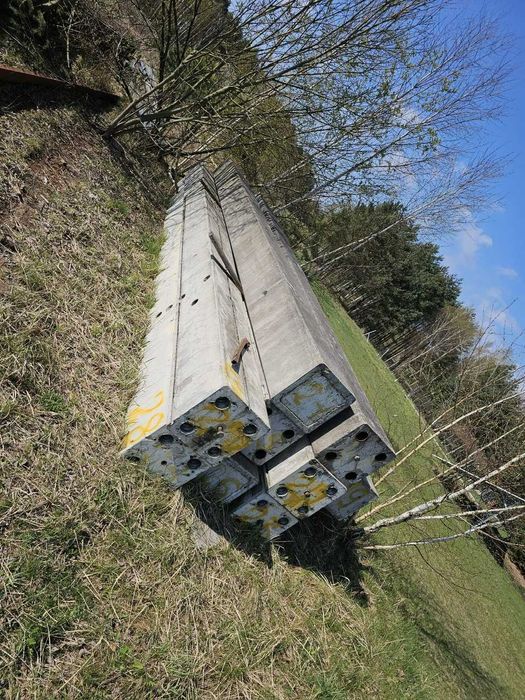 Słupy żelbetonowe, betonowe -  nowe